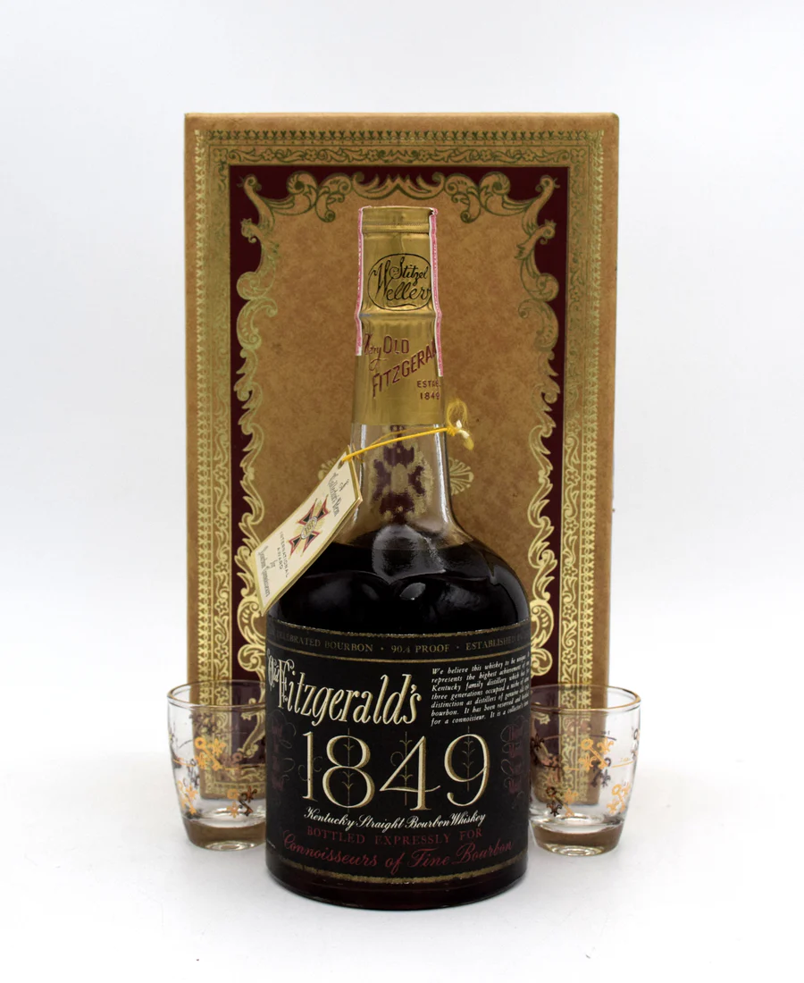 1849 Old Fitzgerald 8 Year Old 'Velvet Gift Set with Glasses' - 1972 Vintage